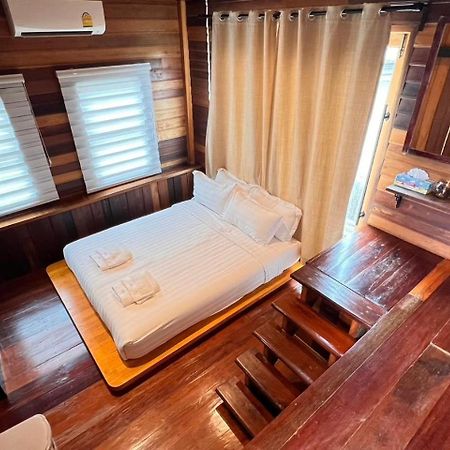 Srisanor Boutique Hotel Prachuap Khiri Khan Exterior photo